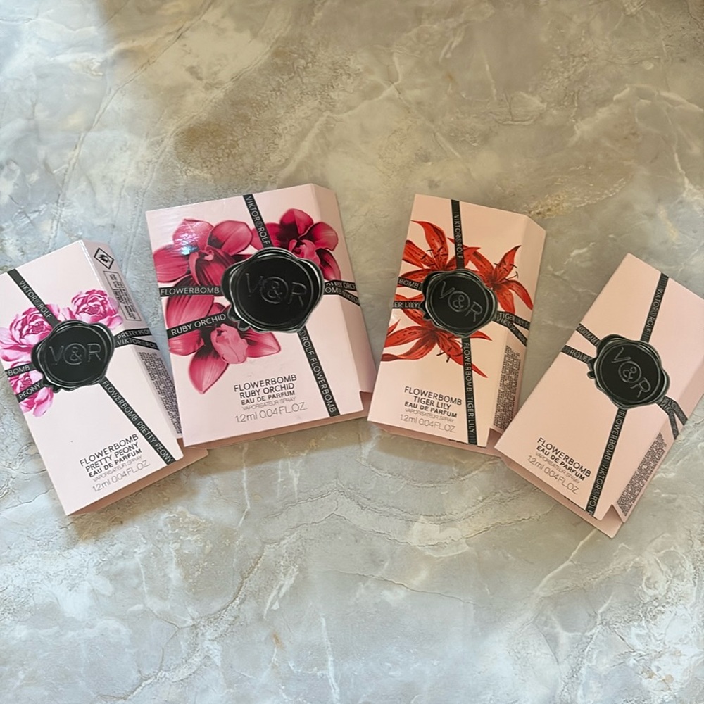 Viktor & Rolf Flowerbomb Samples 4pc